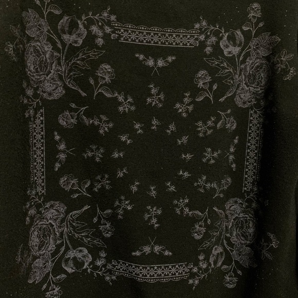 Women's black long sleeved shirt - Picture 2 of 4